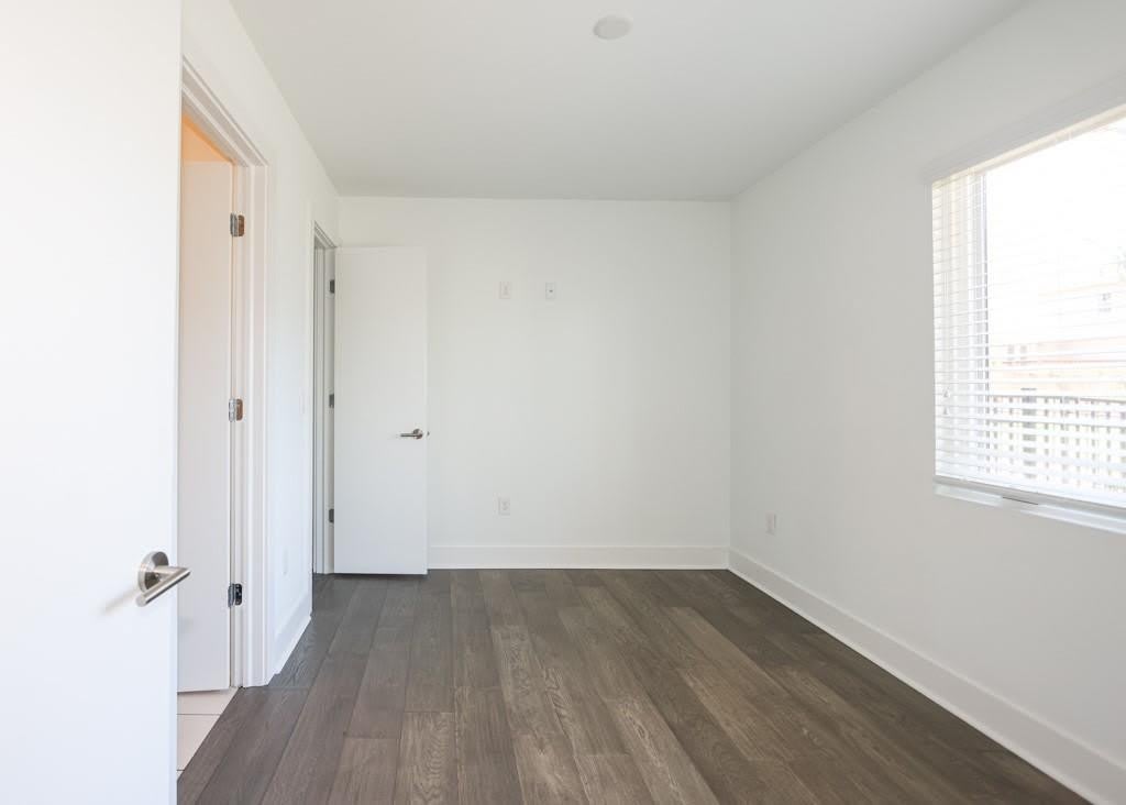 1145 Kirkwood Avenue SE – photo 4