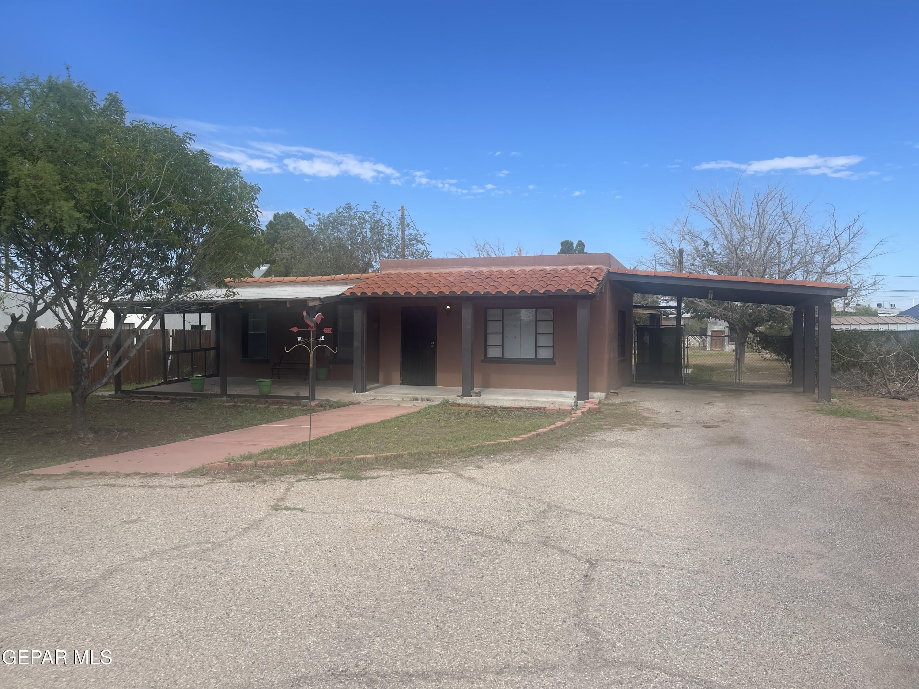 7817 WEST Drive – photo 3