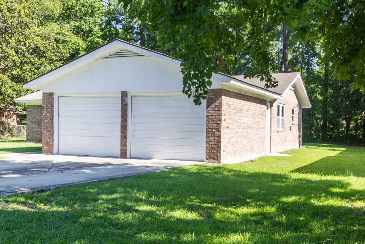 504 Heritage Dr – photo 3