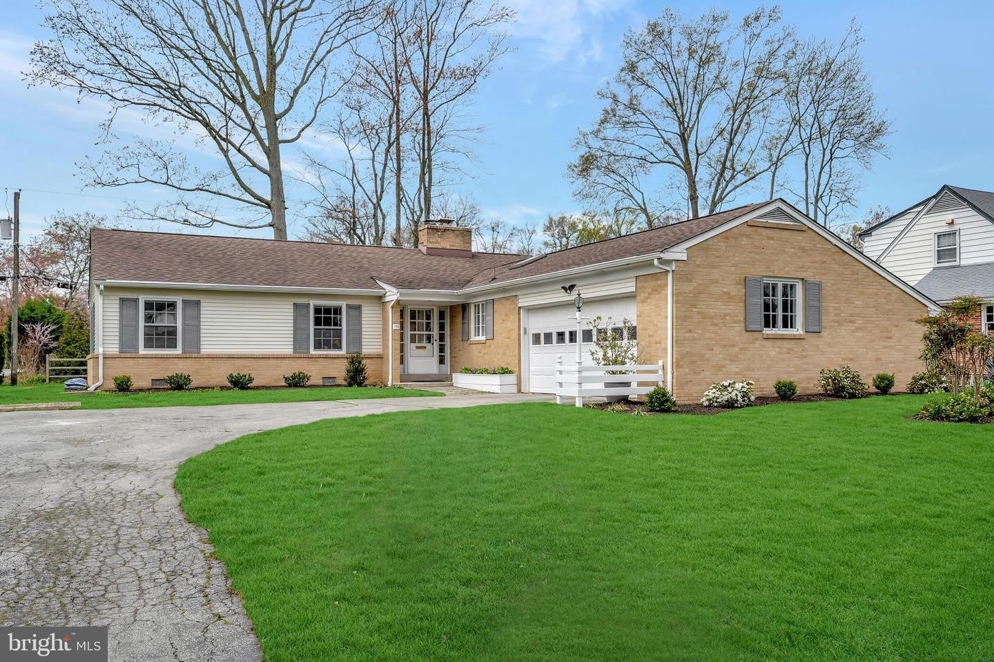 719 HALSTEAD RD – photo 2