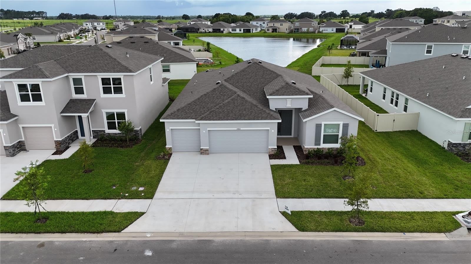 10652 BRIDGEGATE HEIGHTS Loop – photo 2