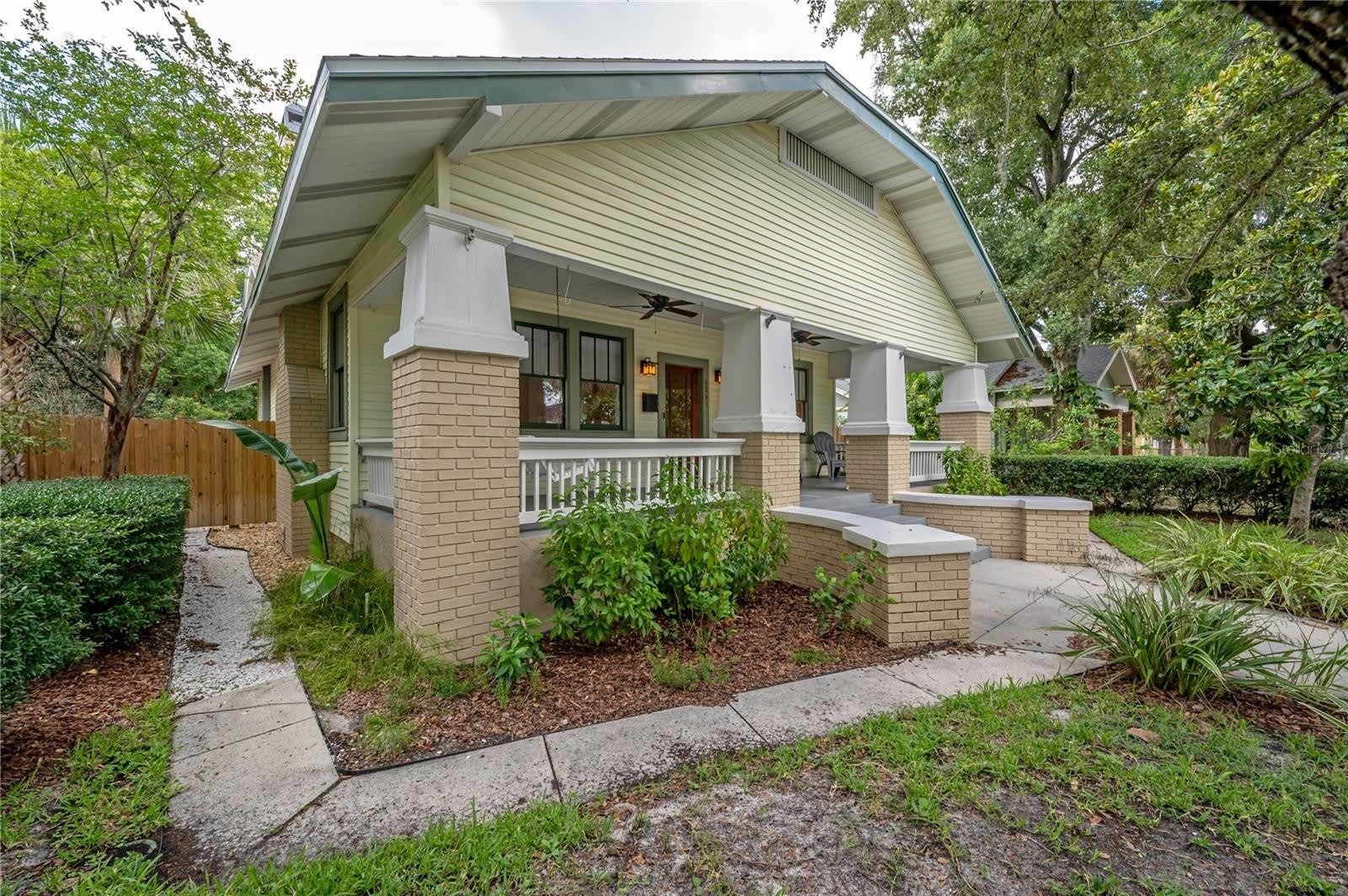 5207 N SUWANEE Avenue – photo 5