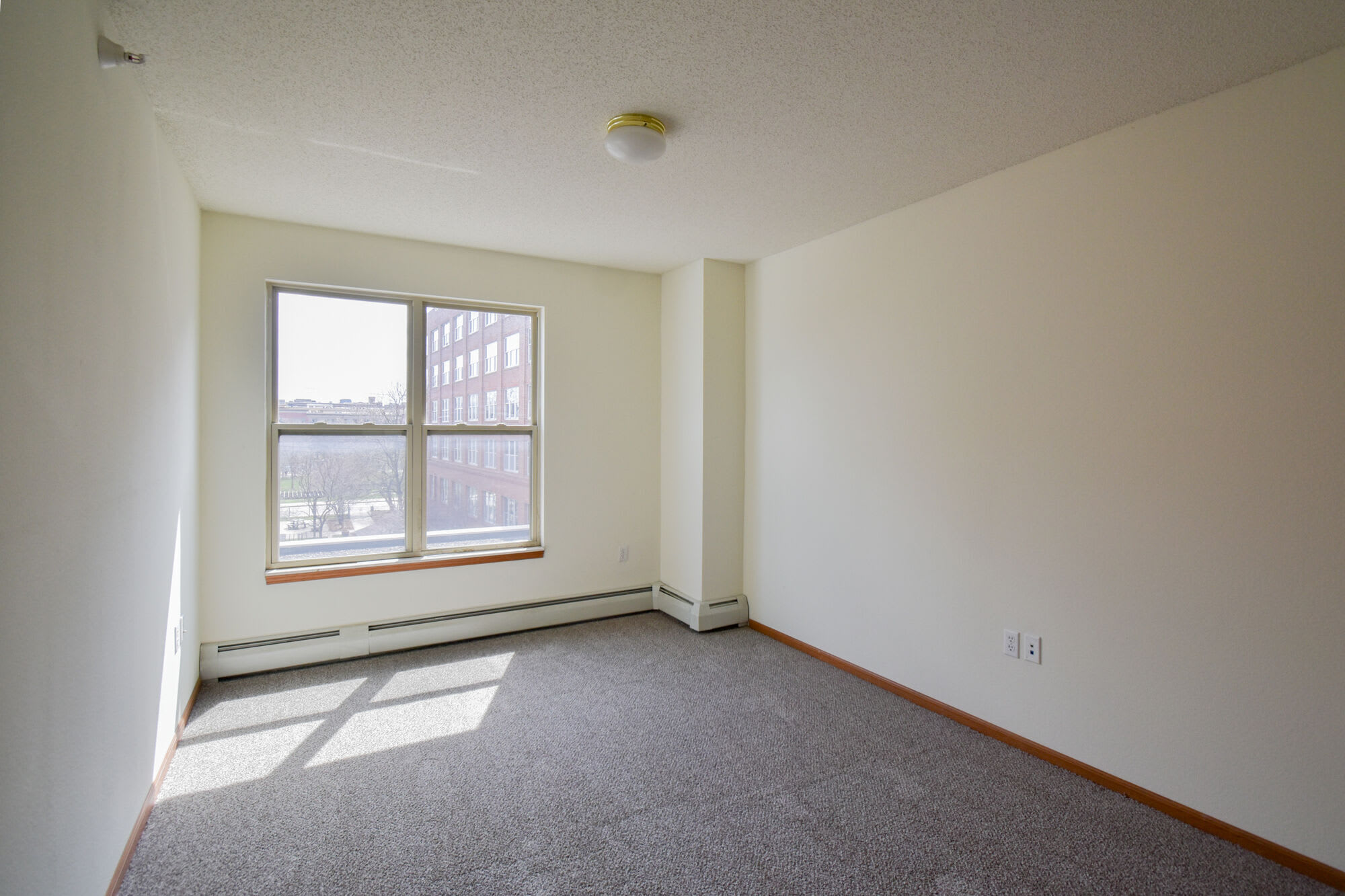 Lyons Court Senior Living – photo 3