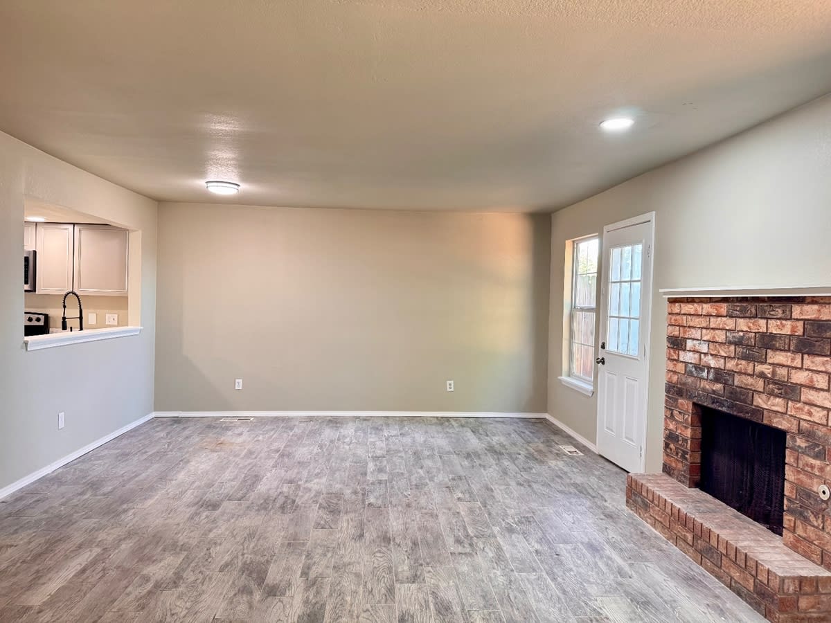 417 Northeast 115th Street – photo 2
