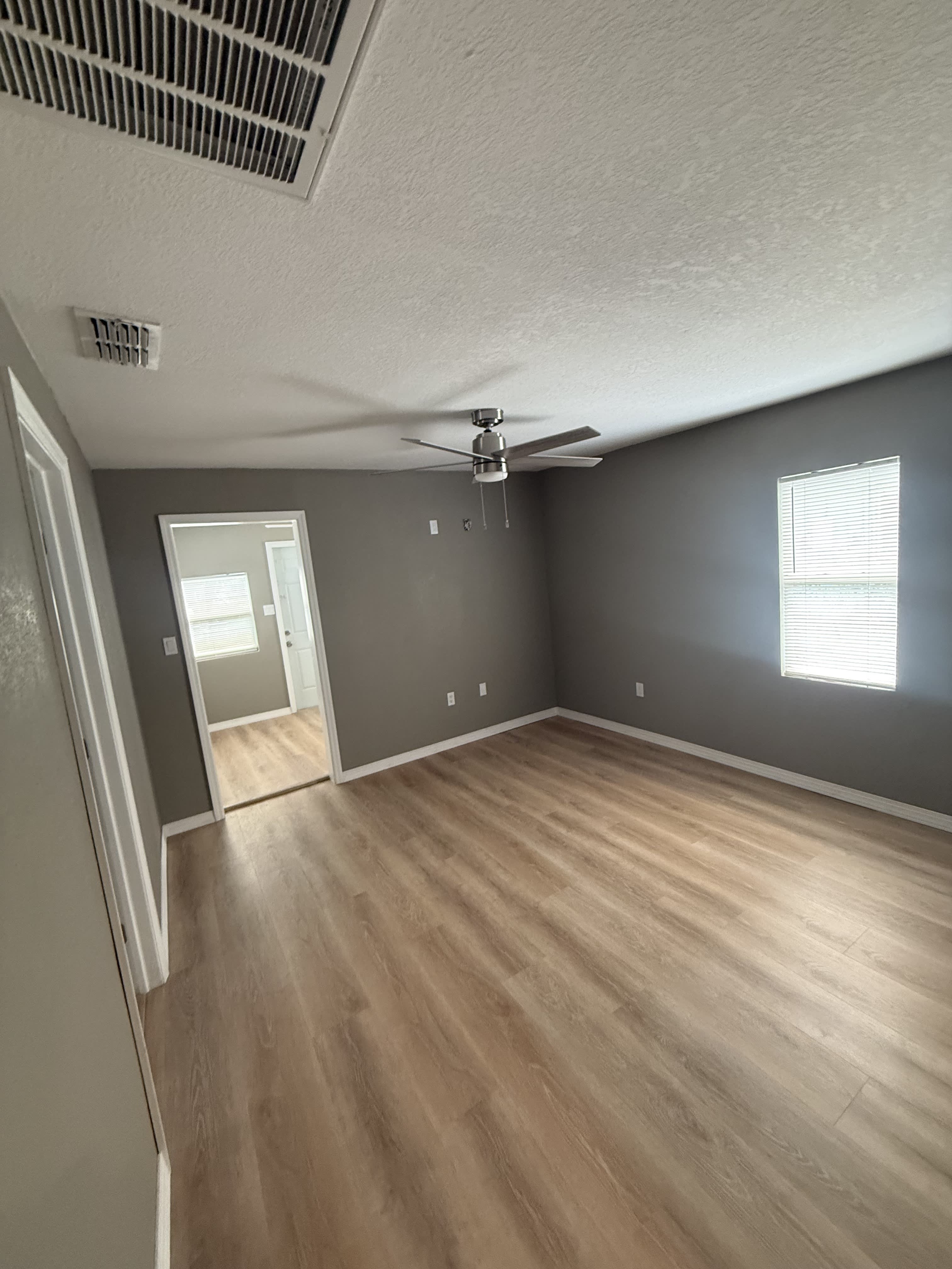 680 East Grapefruit Avenue – photo 4