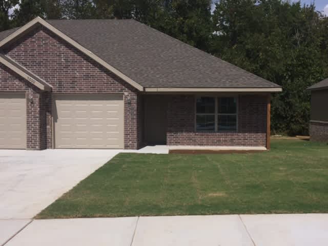 3102 SW Amberwood Ave – photo 1