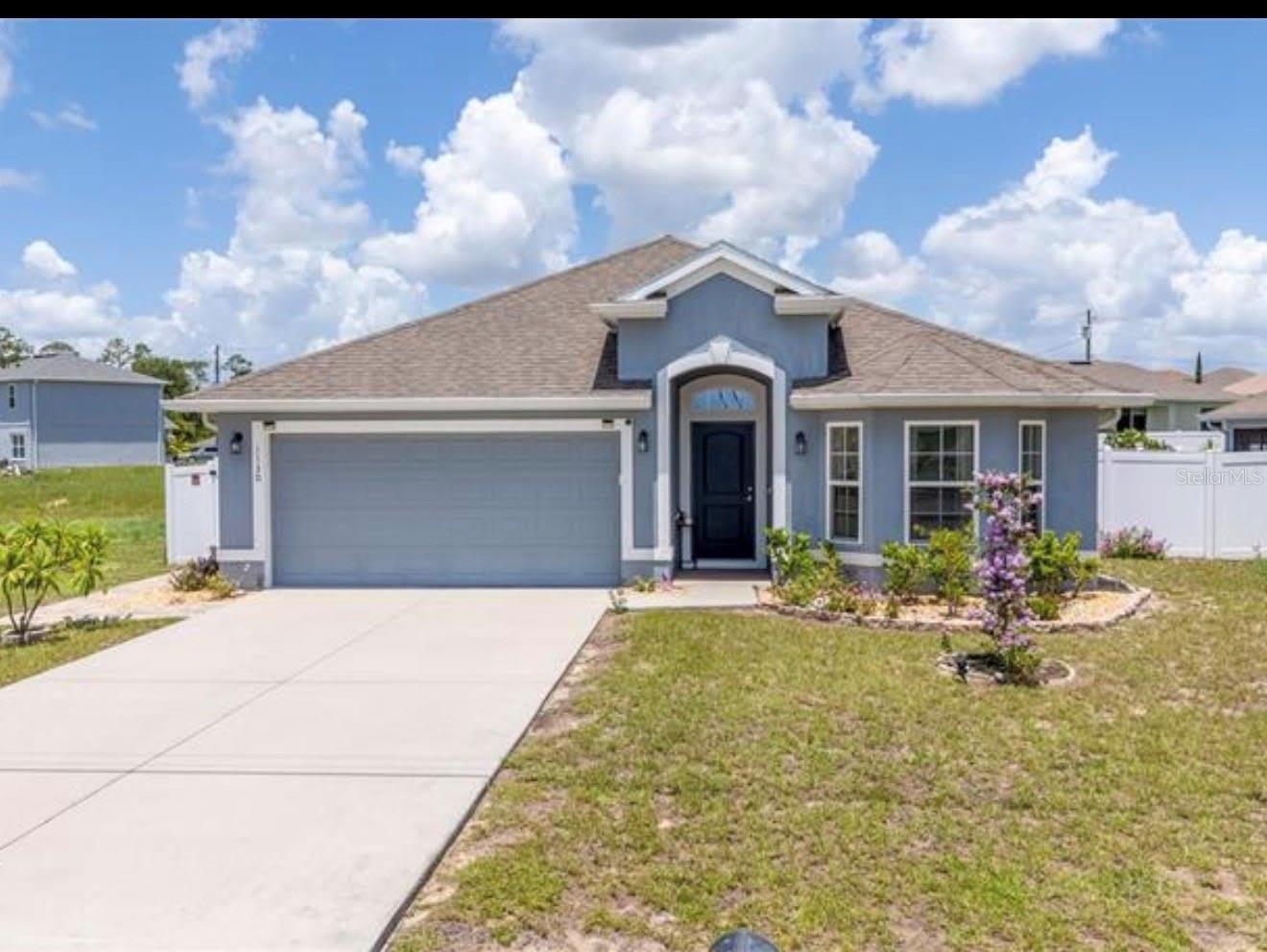 1130 Sabine Lane – photo 1