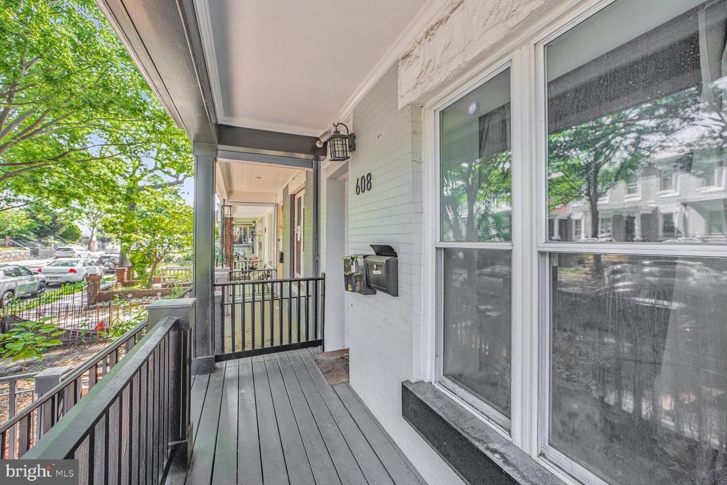 608 IRVING ST NW #1 – photo 2