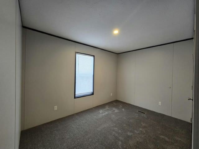 75 BELAIRE DR – photo 3