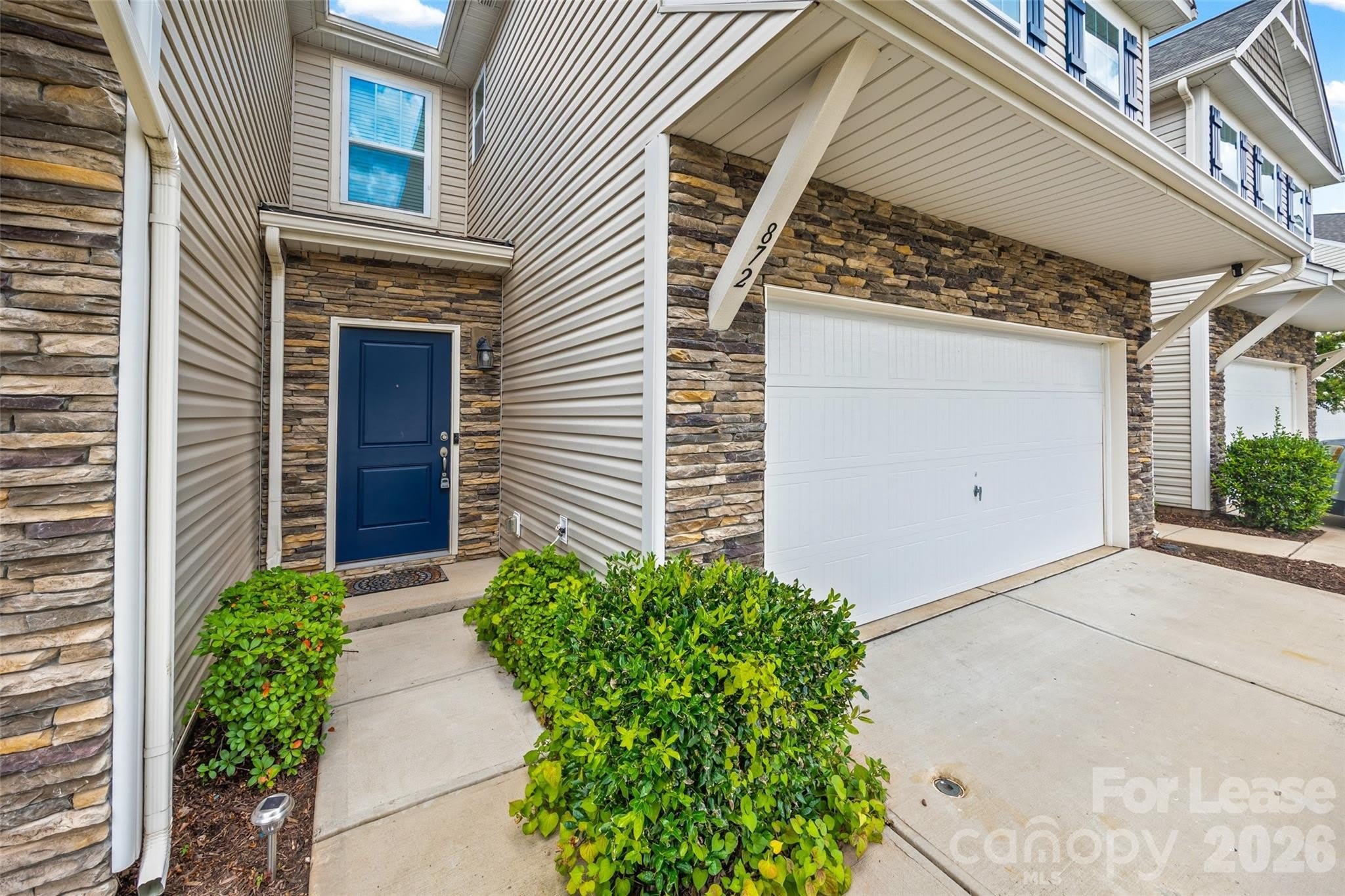 872 Summerlake Drive – photo 2