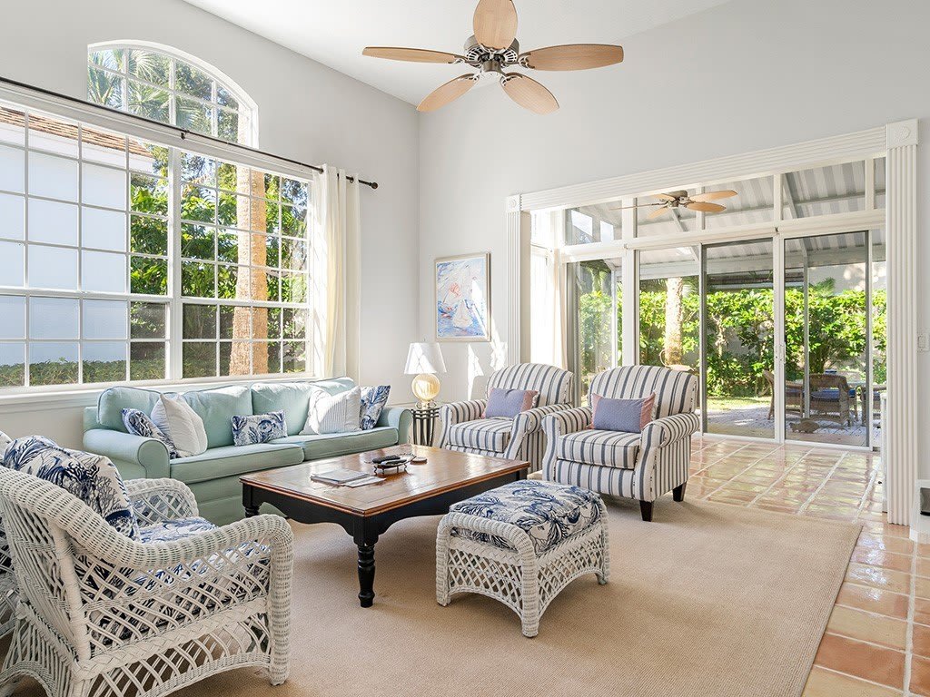 8823 Lakeside Circle – photo 1