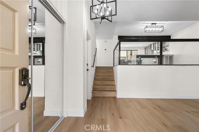 18417 Collins Street – photo 2