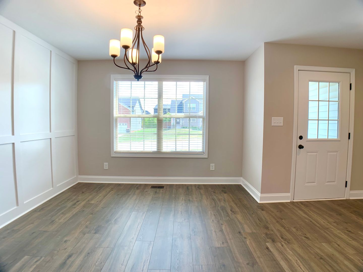 733 Banister Dr – photo 5