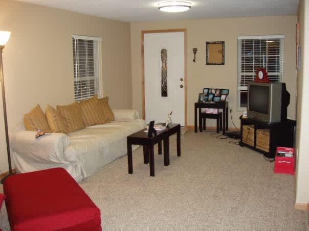 2 Bedroom 2 Bath Garage Appliances Included Very Nice – photo 4