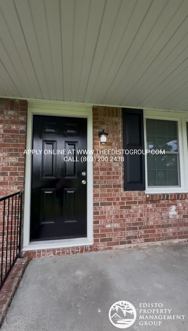 Charming 3-BR Ranch Home in Rowesville – photo 3