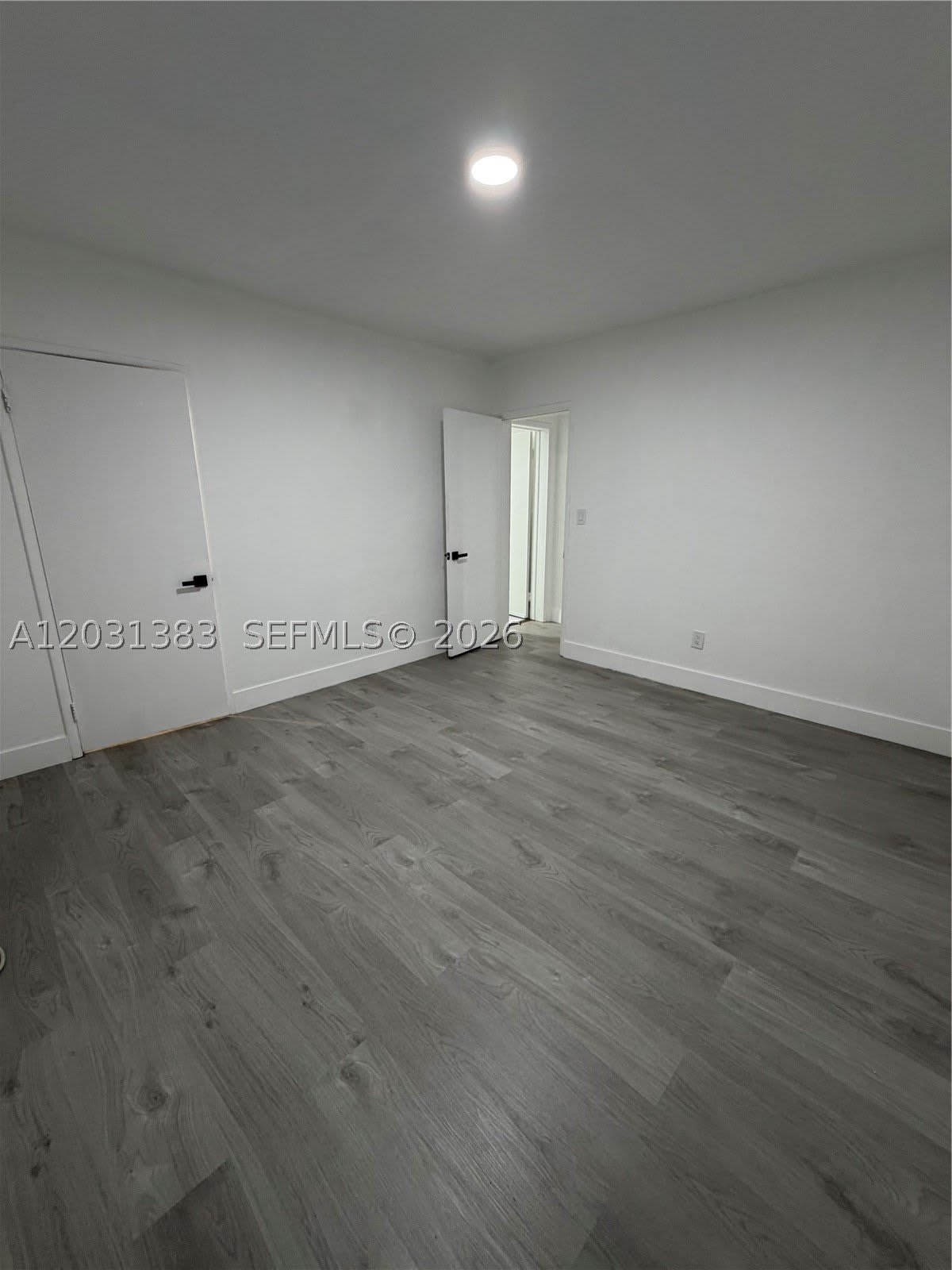 324 Surfside Blvd – photo 5