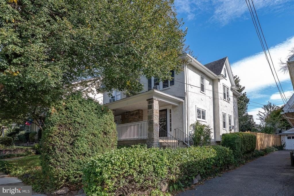17 E TURNBULL AVENUE – photo 1