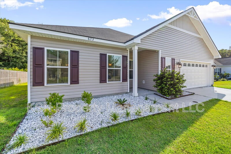 673 Meloney Dr – photo 3