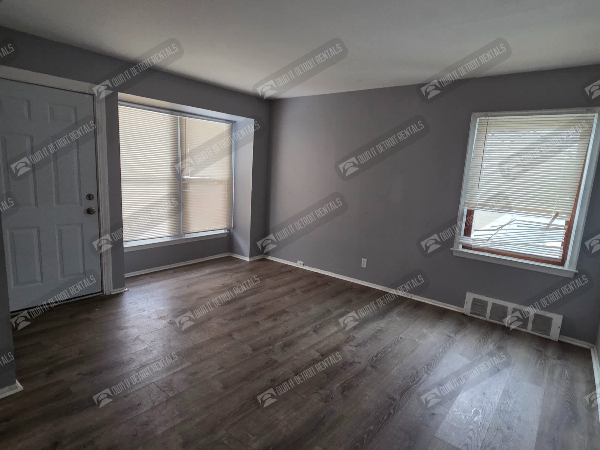 1139 S Bassett St – photo 4