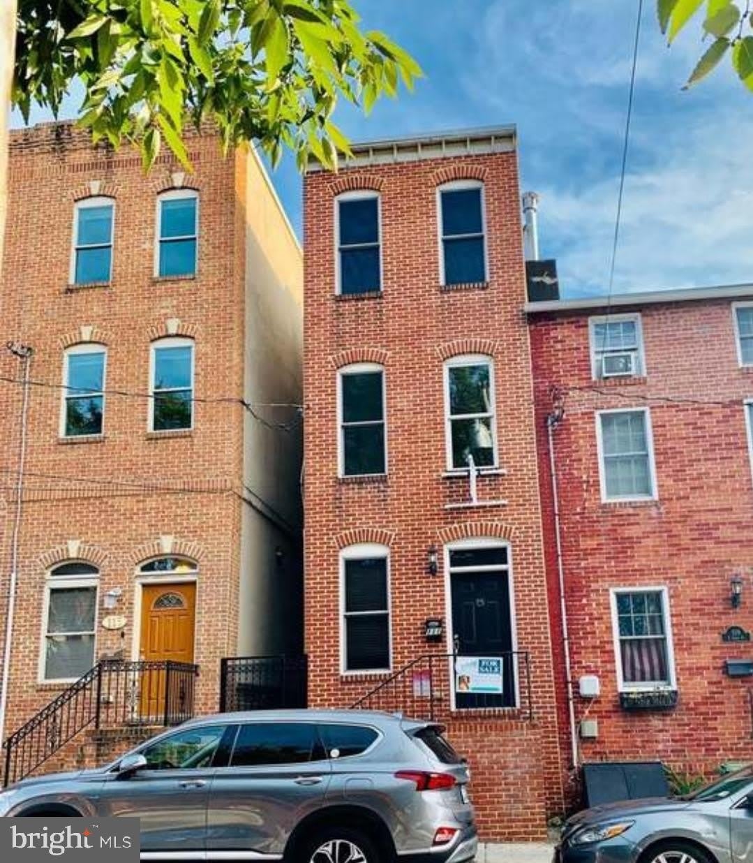111 E Cross Street – photo 2