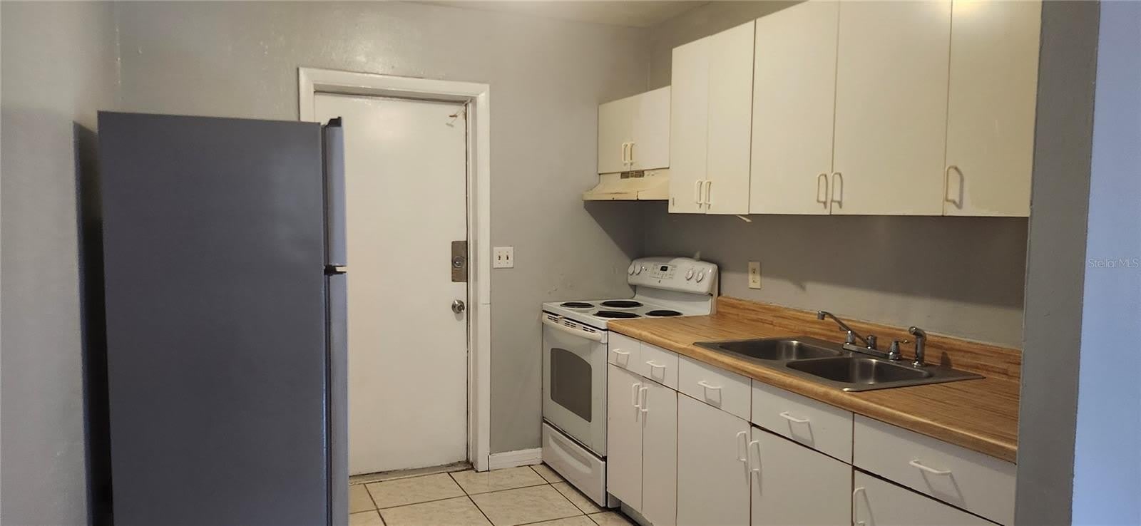 8501 N MULBERRY Street – photo 4
