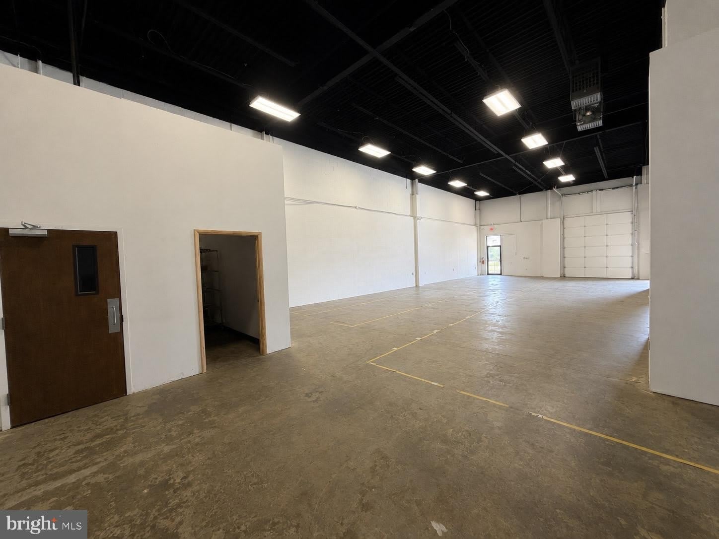 8196 TERMINAL Road – photo 3