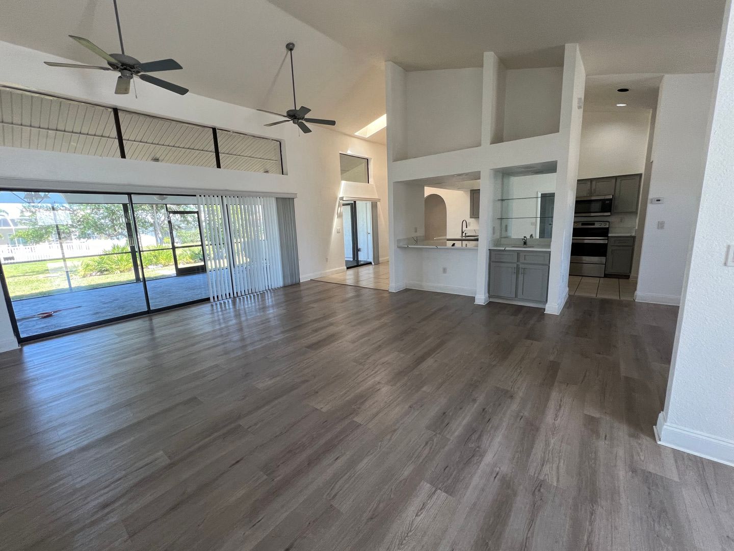 1 975 Annual Available 10 1 26 Newly Renovated 3 2 Single Family Home With Oversized Lanai Spa – photo 3