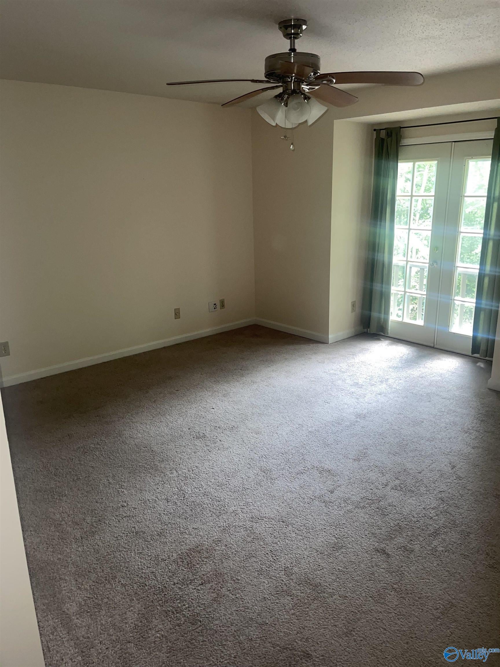 3016 Live Oak – photo 5