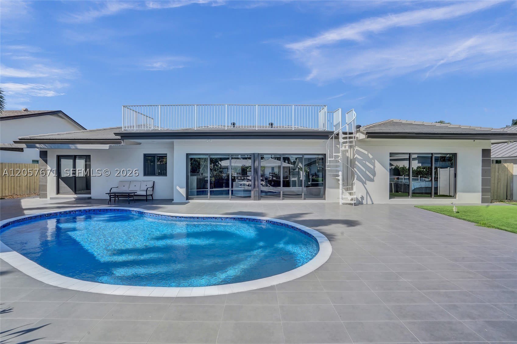 3010 Ne 46Th Street – photo 3