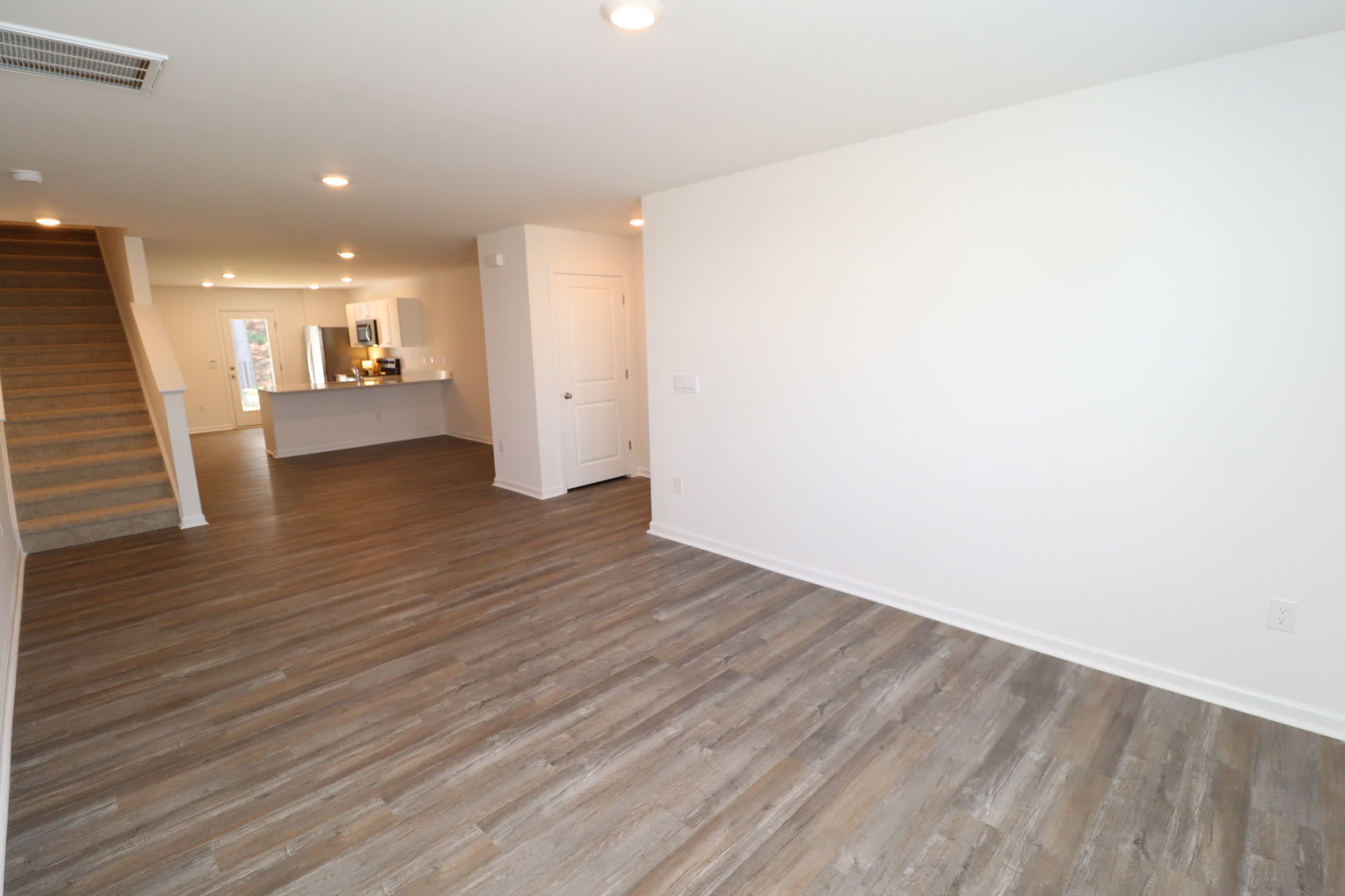 5816 Brambleberry Way – photo 4
