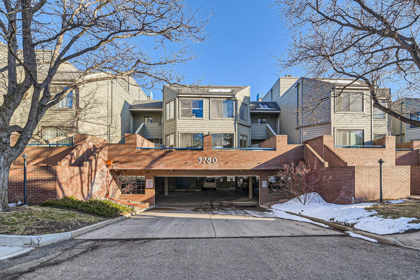 Urban Oasis: Cozy Furnished 1 BDR in Boulder – photo 5