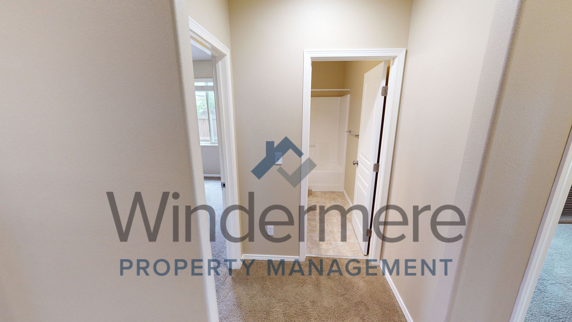 212 SW Doans Ave – photo 4