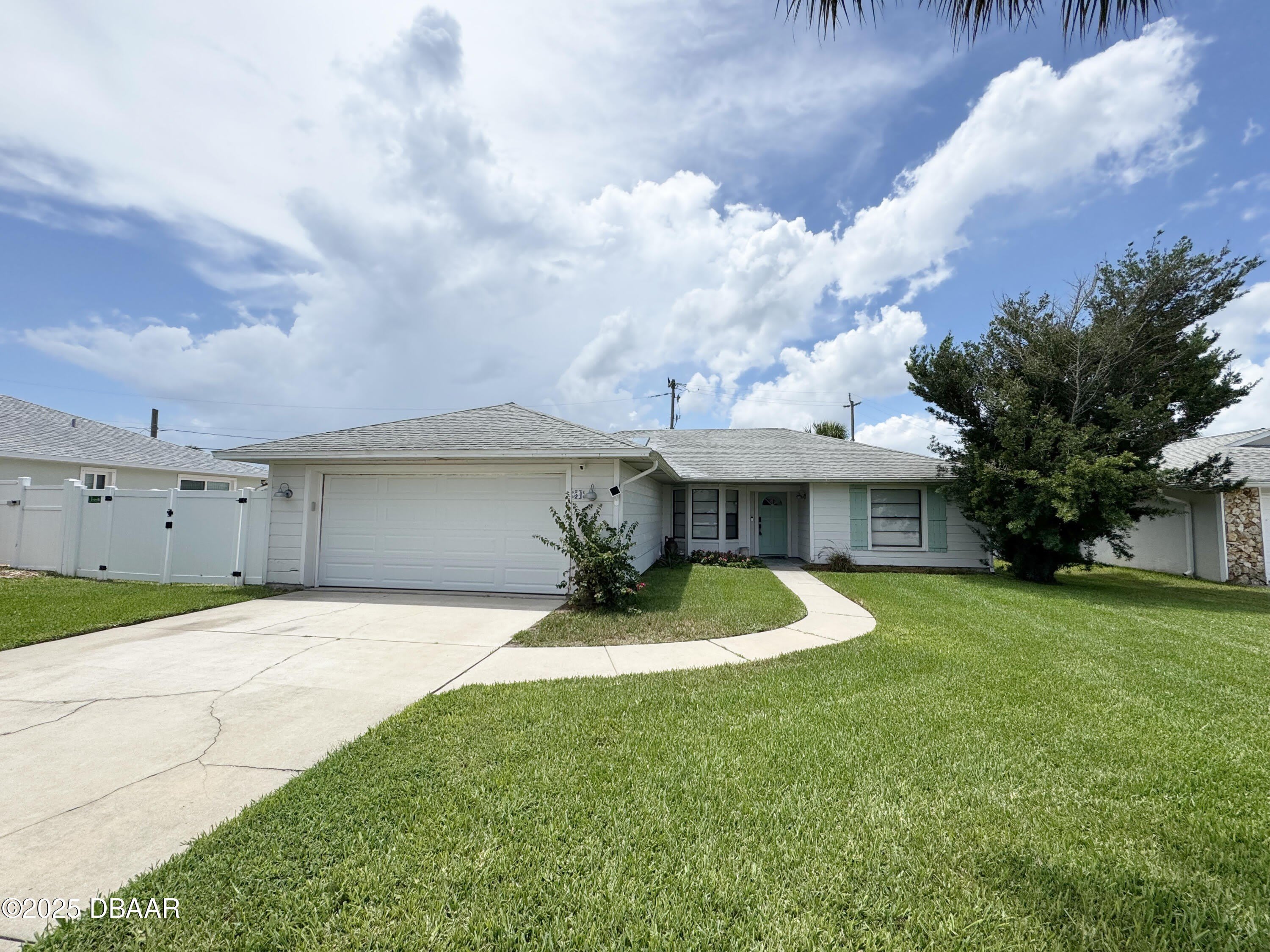 54 Capistrano Drive – photo 1