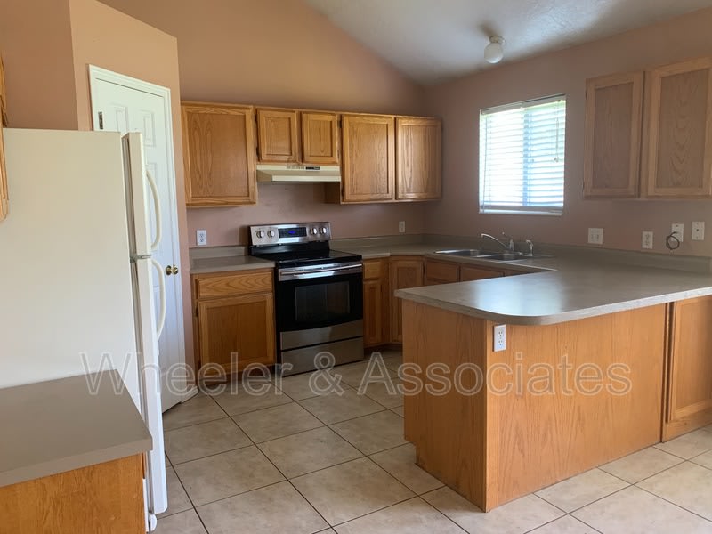 1315 Brooke Ln. – photo 5