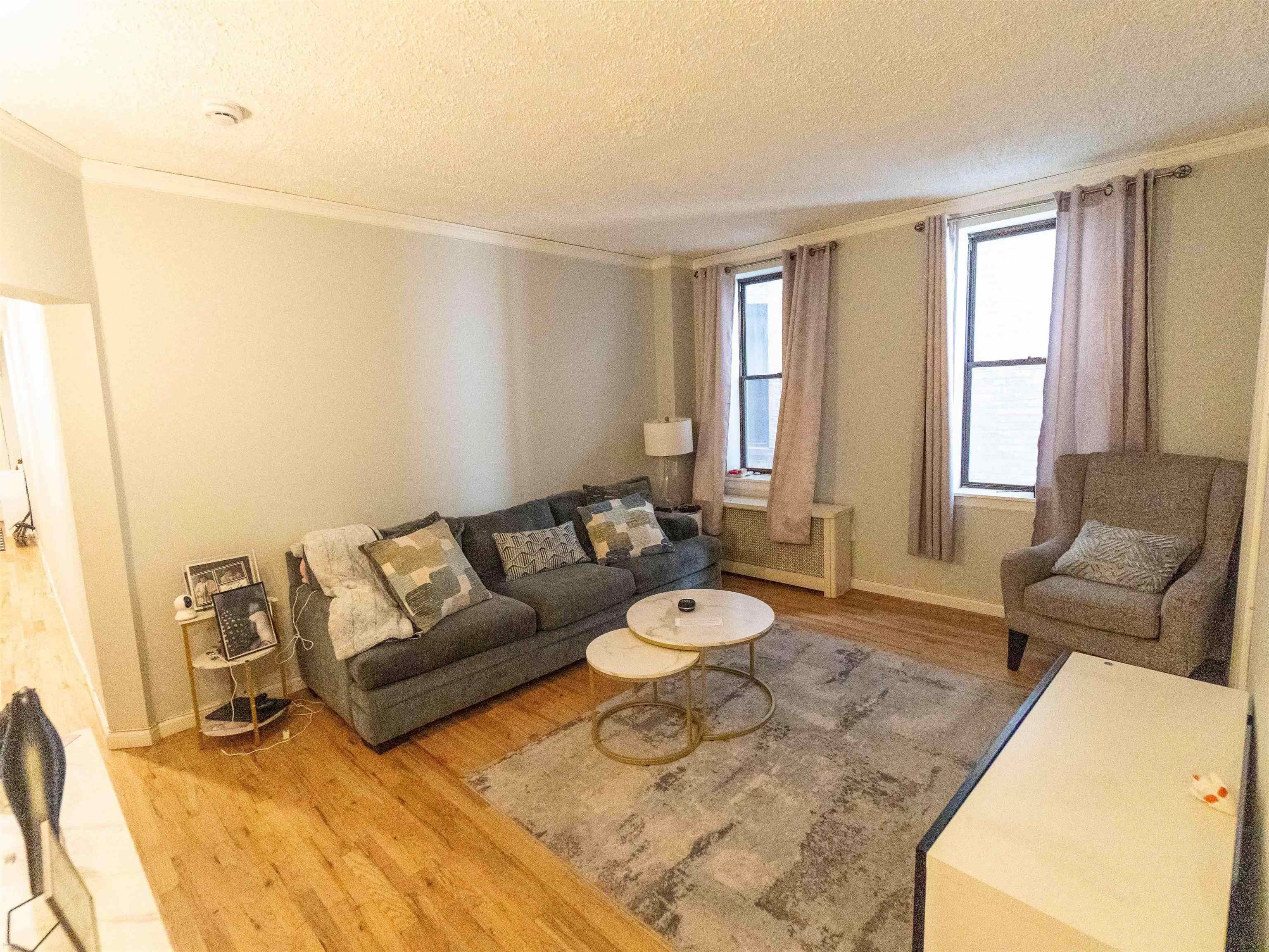 3315 PLEASANT AVE – photo 2