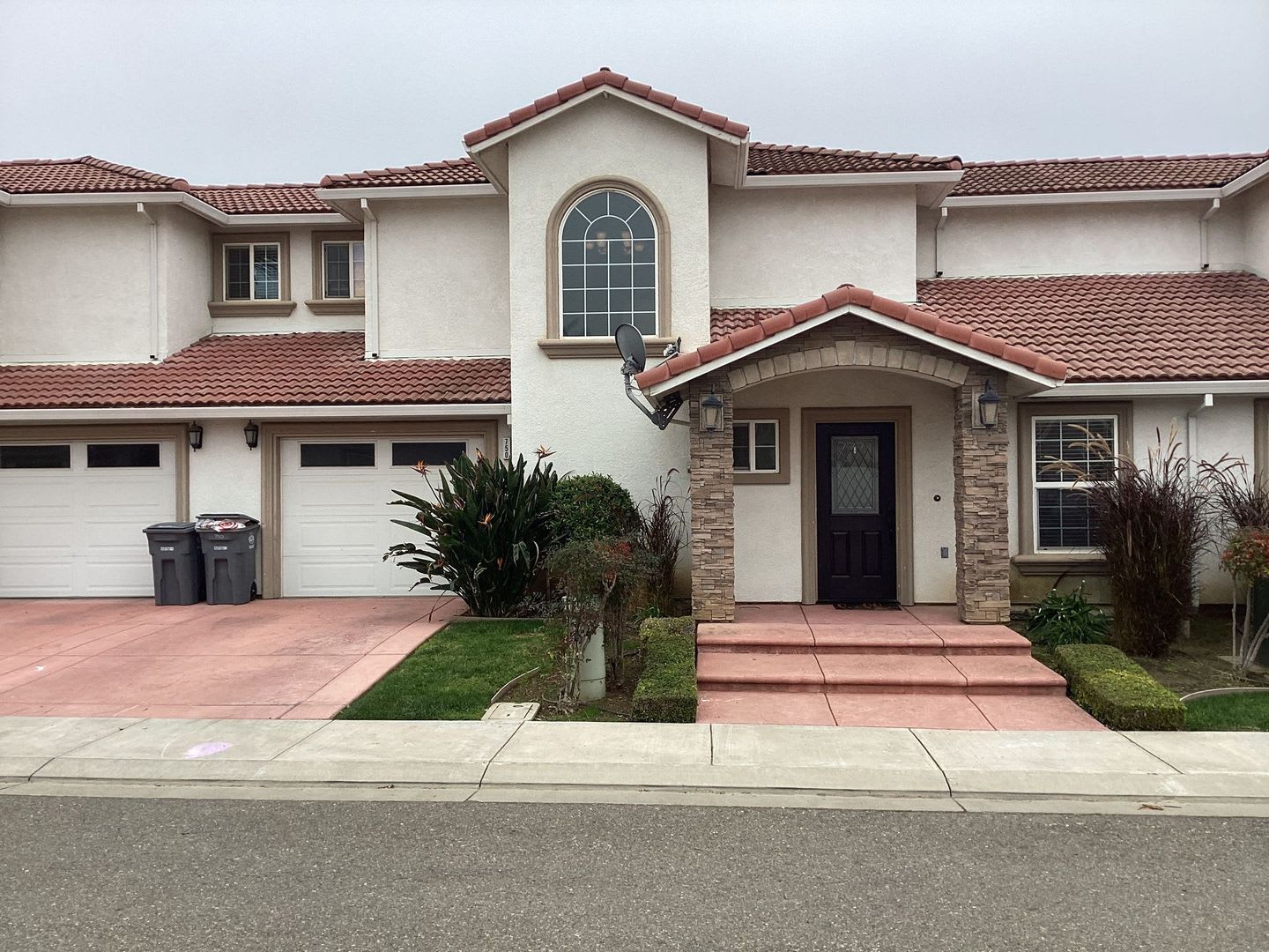 Beautiful Gustine Home Available In Gated Community – photo 1