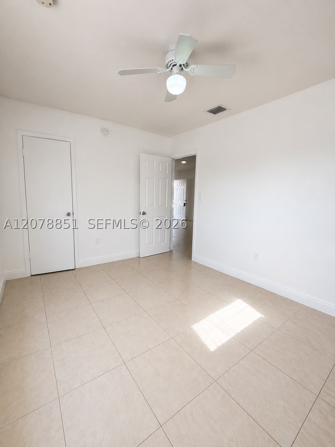 10841 SW 7th St – photo 4