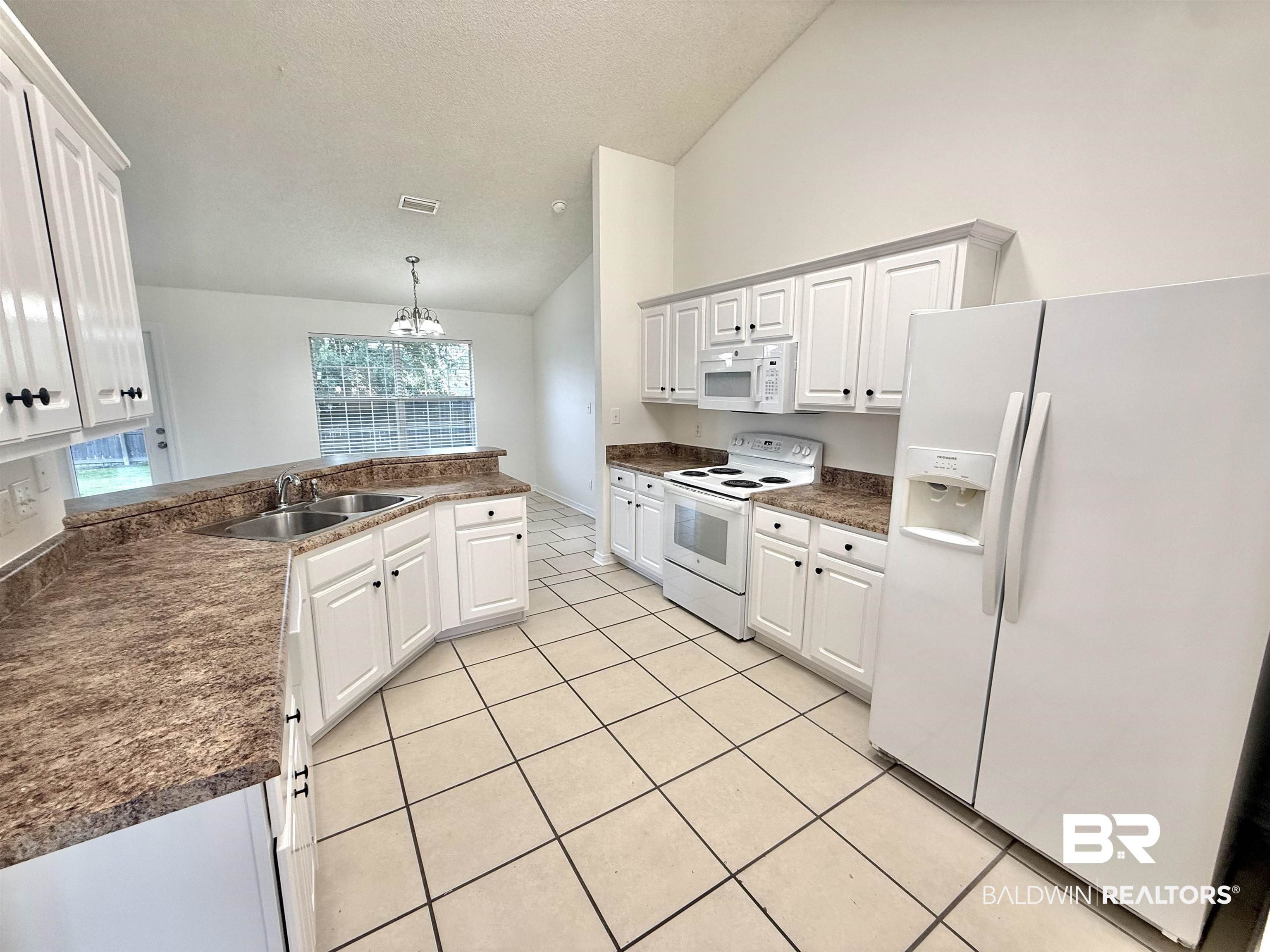 2482 W Ashford Park Drive – photo 4