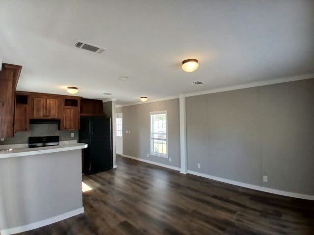 1660 Genie St – photo 2