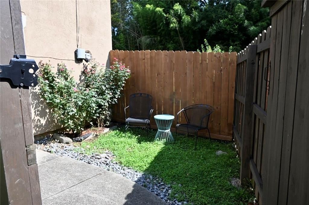 994 Overbrook Circle – photo 3