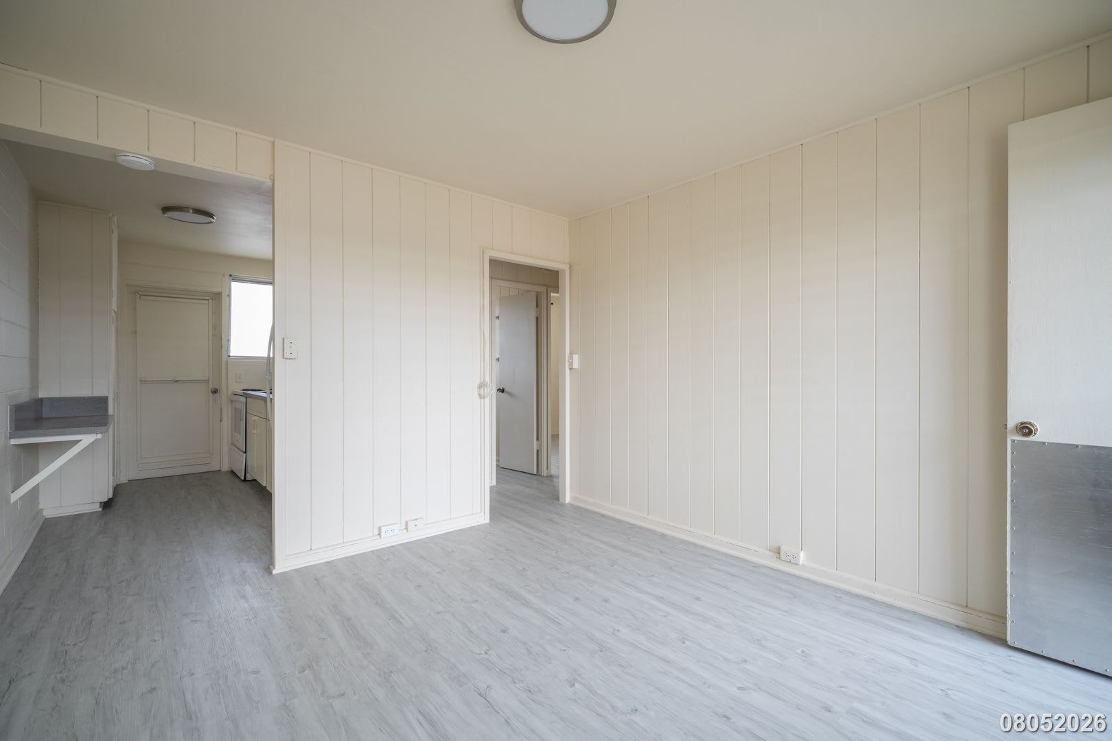 Available Now 2 Bd 1 Ba 1 Parking In Aiea – photo 5