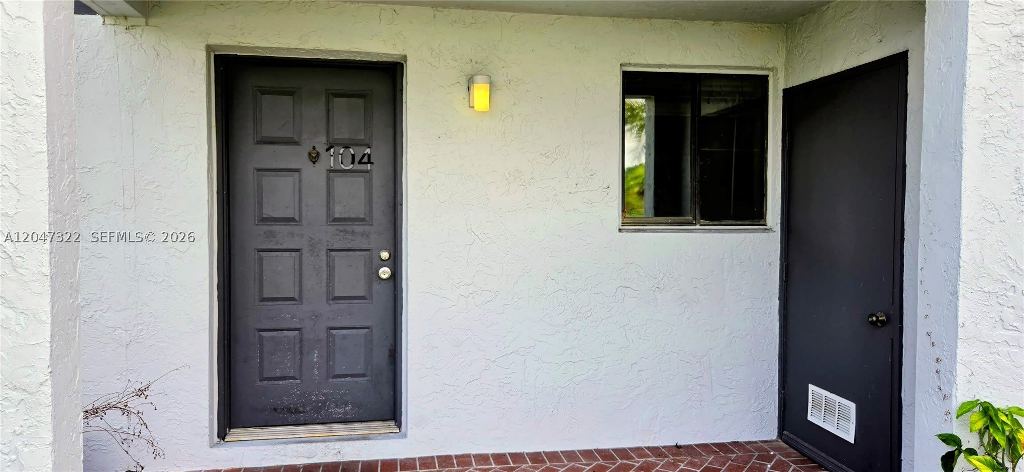 153 Lakeview Dr – photo 3