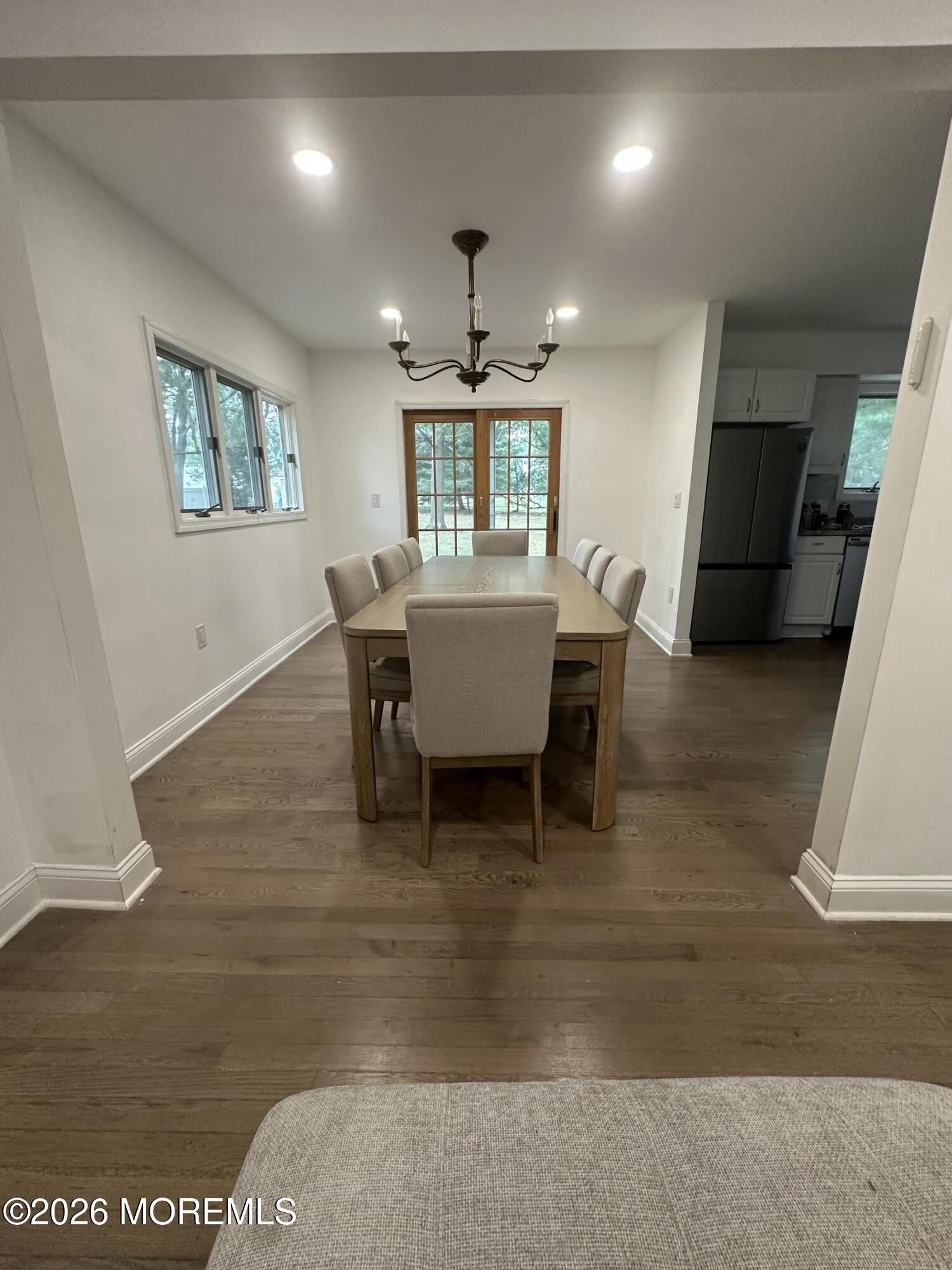 422 W Lake Avenue – photo 3