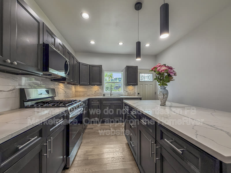 5312 Ludlow St – photo 2