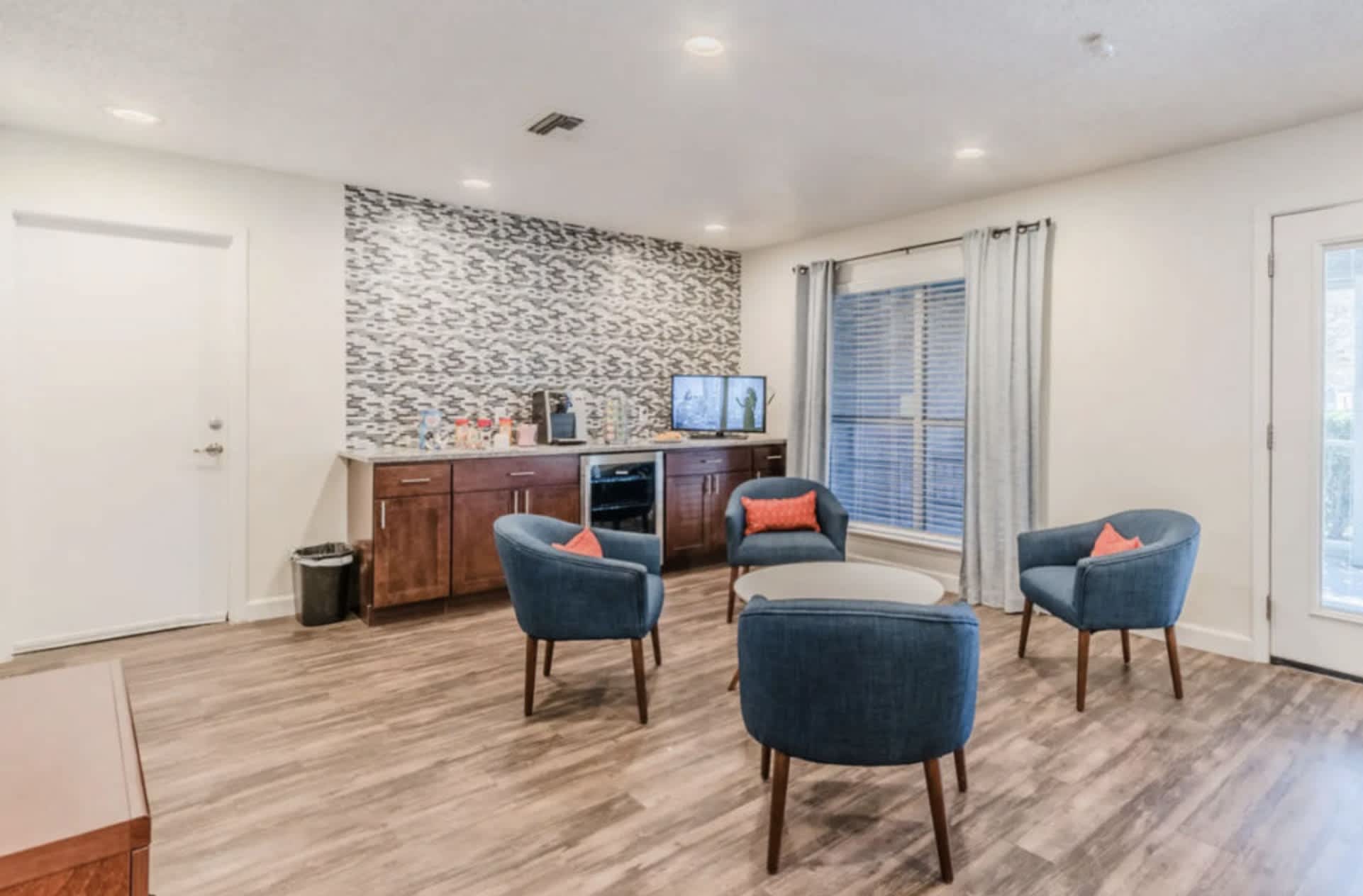 The Dylan Apartments – photo 5