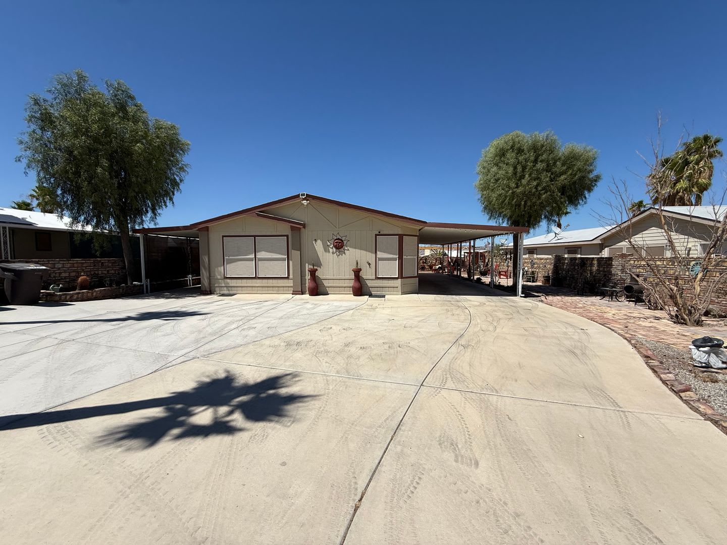 Two Bedroom w/Guest House in Foothills! – photo 3