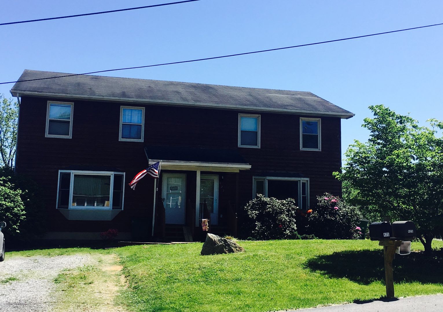 3 Bedroom 1.5 Bath Duplex – photo 1