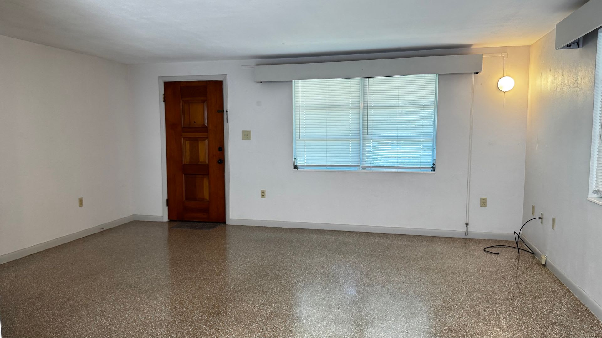 Charming 3-Bedroom Home in Dunnellon – Spacious Living with Modern Comforts! – photo 5