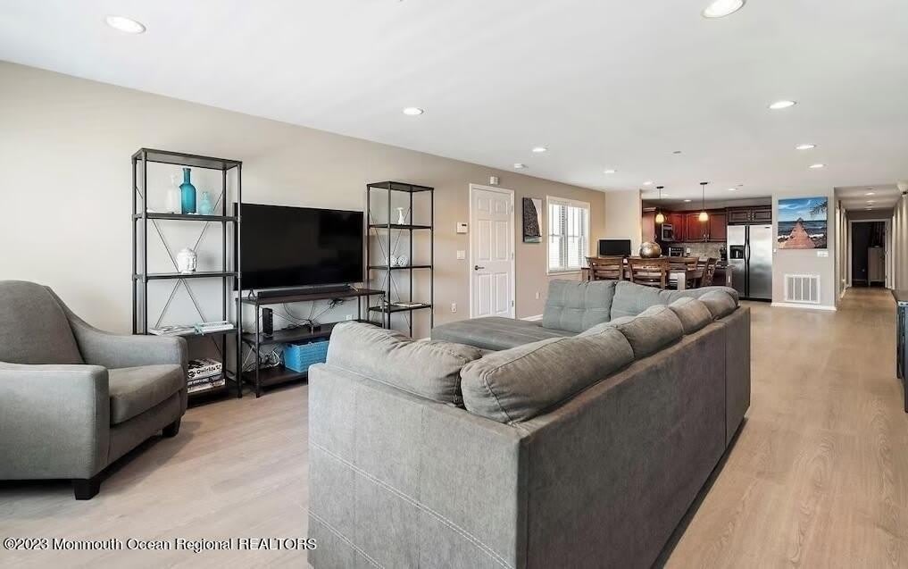 132 Hancock Avenue – photo 2