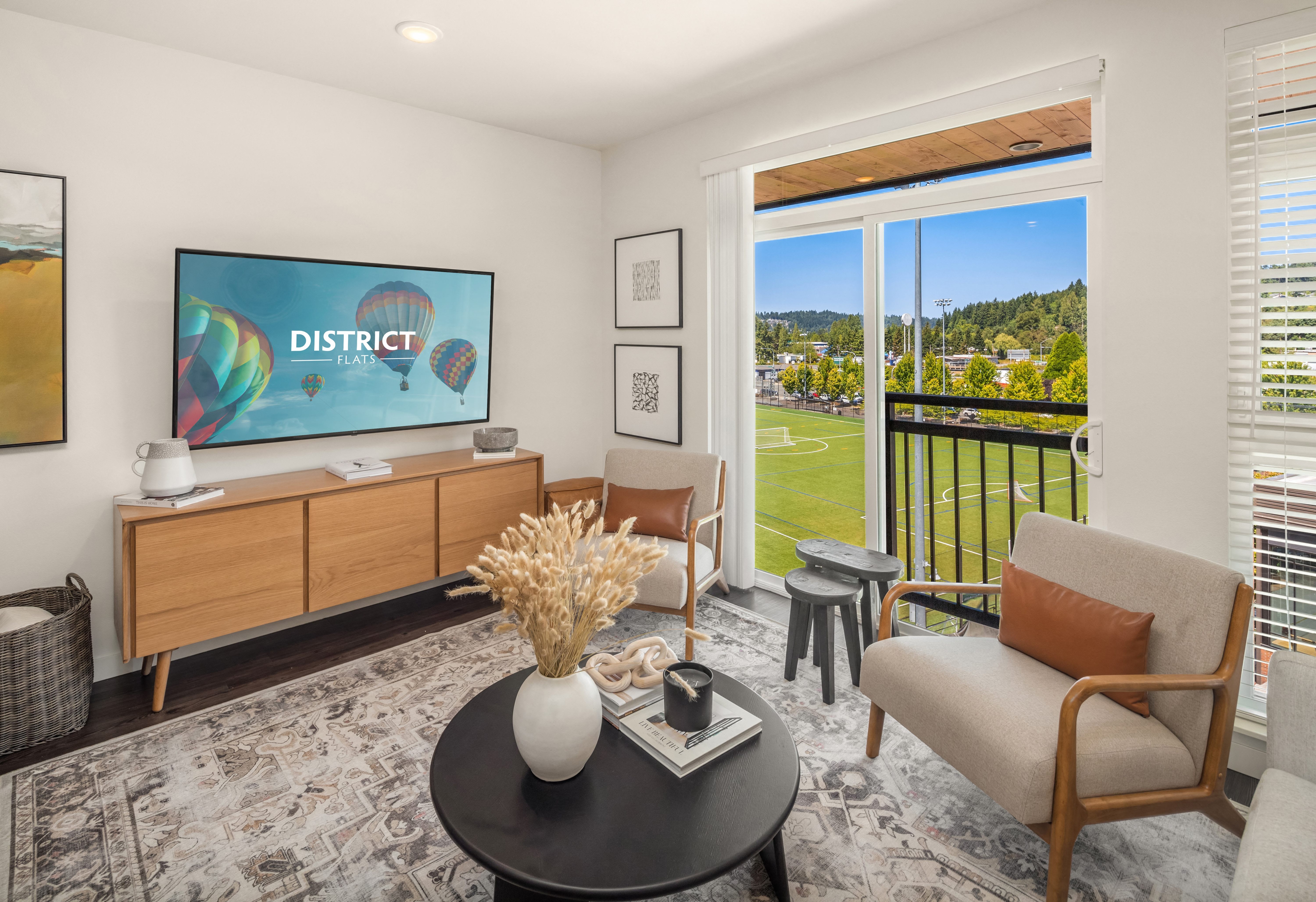 District Flats – photo 2